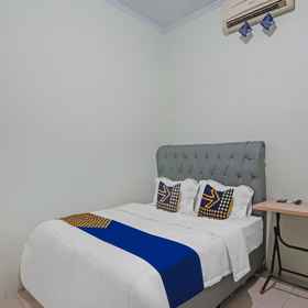 Bedroom 1 SPOT ON 92093 Feri Homestay, Hotel Pekanbaru