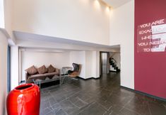 ロビー 6 Uno Express