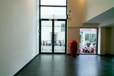 ロビー Uno Express