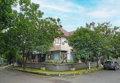 Bangunan 2 SPOT ON 92121 Mitra Dago Antapani Syariah
