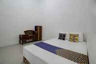 Bedroom SPOT ON 92118 Alif House Syariah 2