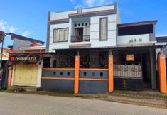 外部的 2 Hotel O Kost Biru