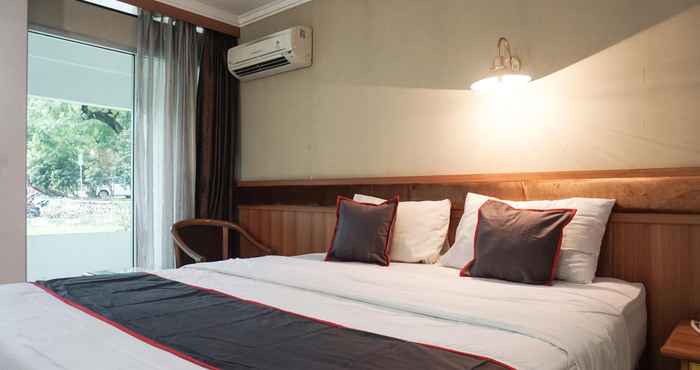 Kamar Tidur Super OYO Collection O 92122 Series Hotel Serpong