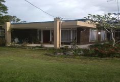 外観 2 EXPRESS O 92070 Mando Homestay Syariah Near KANTOR LURAH Bukik Apik Puhun