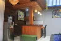 Fasilitas Hiburan Anny Guest House