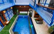 Swimming Pool 4 Anny Guest House