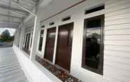 Bangunan 6 EXPRESS O 92147 Nia Residence