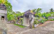 Bangunan 2 OYO 92203 Tata Guest House