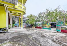 Exterior 4 SPOT ON 92188 Ndalem Eyang Guesthouse Syariah