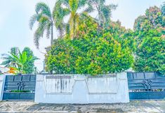 Exterior 4 Hotel O Wisma Inayah Syariah