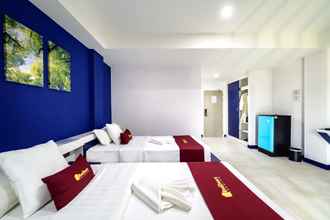 Bedroom 4 RedDoorz Premium Parc Residence 