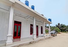 外観 4 OYO 92199 Wisma Cendana Syariah Near PASAR FLAMBOYAN