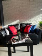 로비 4 Good Hostel Patong