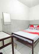 BEDROOM OYO 92157 Benteng Kost Syariah