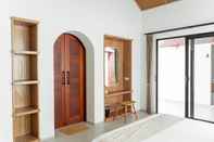 Kamar Tidur 6 BR Sunshine City View Villa with a private pool