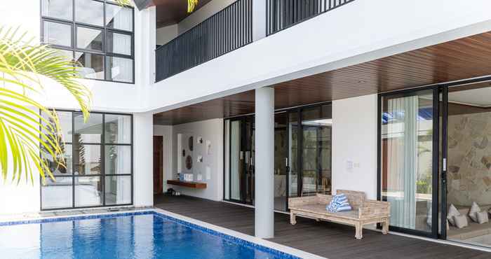 Others 6 BR Sunshine City View Villa with a private pool