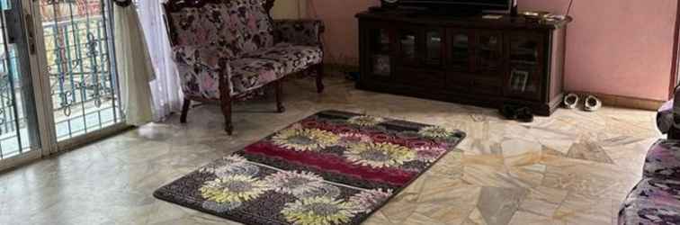 Lobby OYO Home 90725 Harmony Silk 