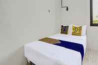 Kamar Tidur SPOT ON 92181 Kristin Homestay