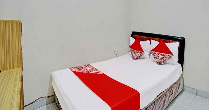 Kamar Tidur OYO Life 92190 Arya Guest House