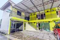 Bangunan OYO 92200 Kalegan 1 Guesthouse