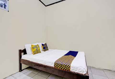 Bedroom SPOT ON 92220 Sari Laut