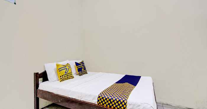 Kamar Tidur SPOT ON 92220 Sari Laut