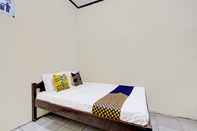 Kamar Tidur SPOT ON 92220 Sari Laut