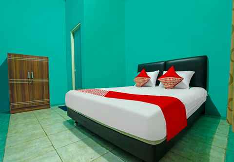 Bedroom OYO 92232 M4 House Syariah