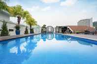 Swimming Pool Grand Fleuve Boutique Hotel