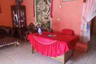 ล็อบบี้ EXPRESS O 92251 Jaya Kusuma Homestay 