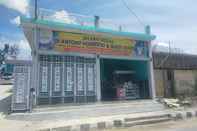 Bangunan EXPRESS O 92194 Antony Homestay