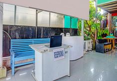 로비 7 OYO 92265 Maqomi Homestay Syariah