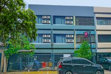 外部的 OYO 92272 Sahaja Pasar Baru