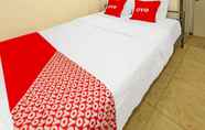 Kamar Tidur 2 OYO 92262 Backpacker Homestay Cibubur