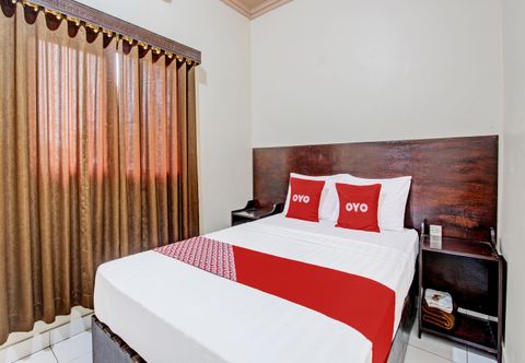 卧室 OYO 92289 Hotel Aji Kusuma