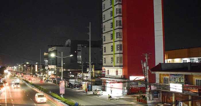 Exterior Sempre Premier Inn Mactan Airport Hotel