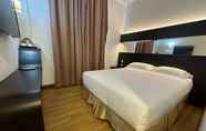 Kamar Tidur 4 Uptown Hotel Chinatown