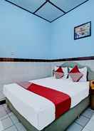 BEDROOM OYO 92282 Hotel Muria