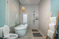 In-room Bathroom Satyagraha Suites