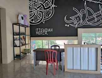 ล็อบบี้ 2 SPOT ON 92309 Homestay Al Ittifaqiah Syariah