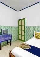 BEDROOM SPOT ON 92333 Bayanan Indah Guest House