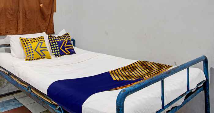 Bedroom SPOT ON 92336 Hotel Sukowati