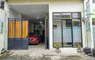 Bên ngoài 6 OYO 92312 A+ Cozy Rooms Syariah