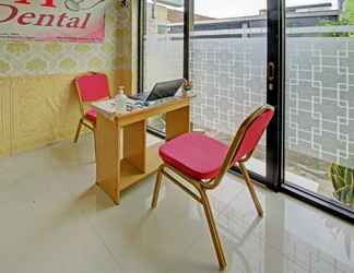 Lobi 2 OYO 92312 A+ Cozy Rooms Syariah