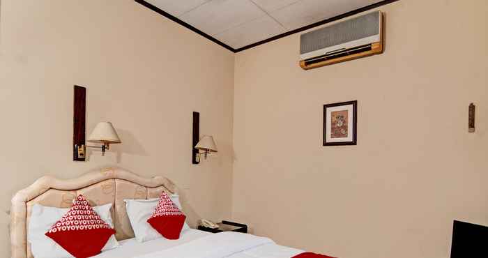 Kamar Tidur OYO 92330 Hotel Rindu Sempadan