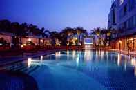 Swimming Pool Ascott Sathorn Bangkok