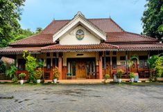 外観 4 Hotel O Griyo Werdiningsih