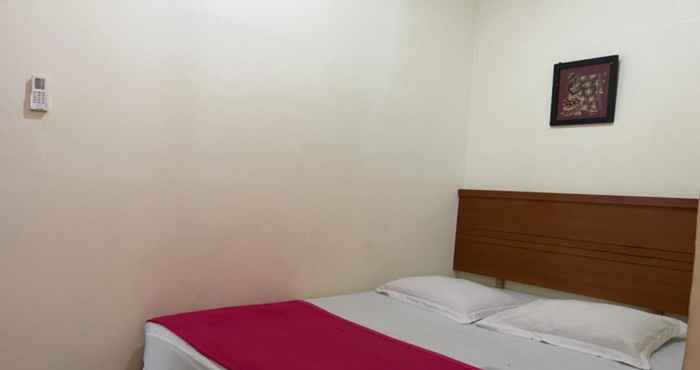 Bedroom OYO 92342 Hotel Batik Traveller