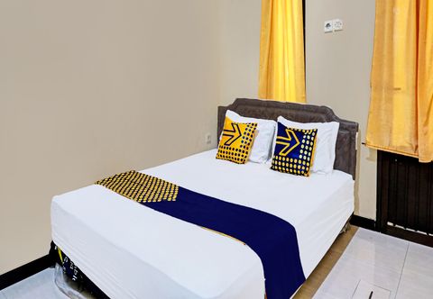 臥室 OYO Life 92353 Purnama Syariah Guest House
