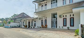 Bangunan 3 OYO 92358 Pondok Amak Syariah